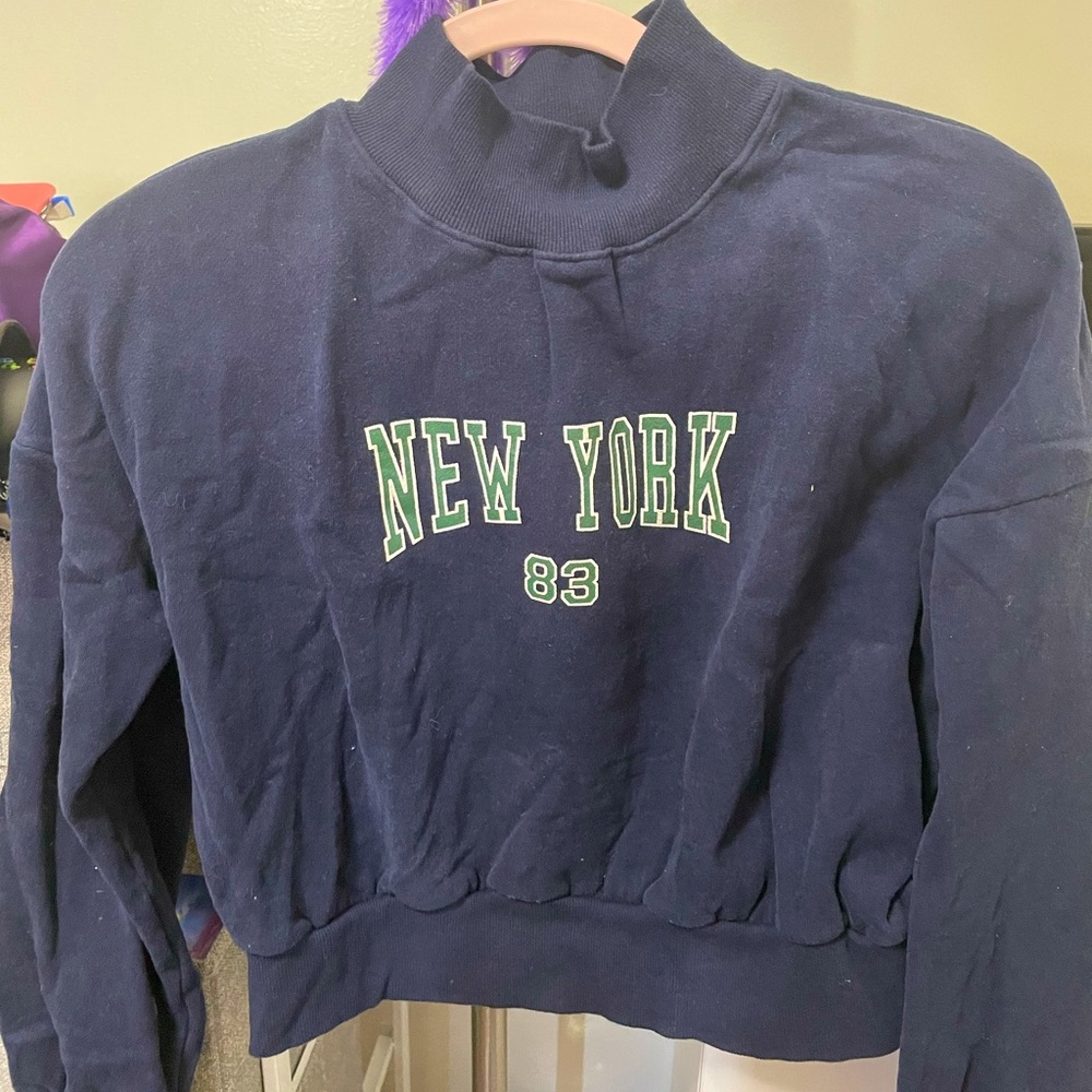 navy cropped vintage crewneck